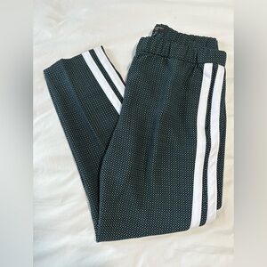 Banana Republic Hayden Wide Leg Dot Geo Pants • Size M • Navy + White Stripe EUC